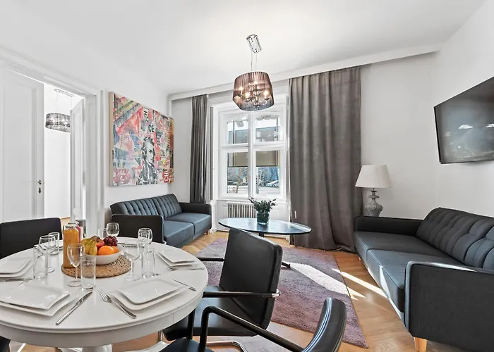 Sky9 Apartments City Center