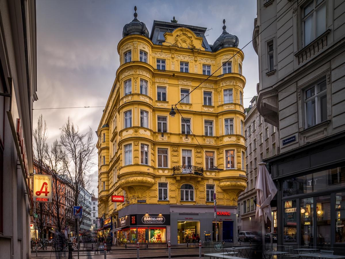 Sky9 Center * Wien