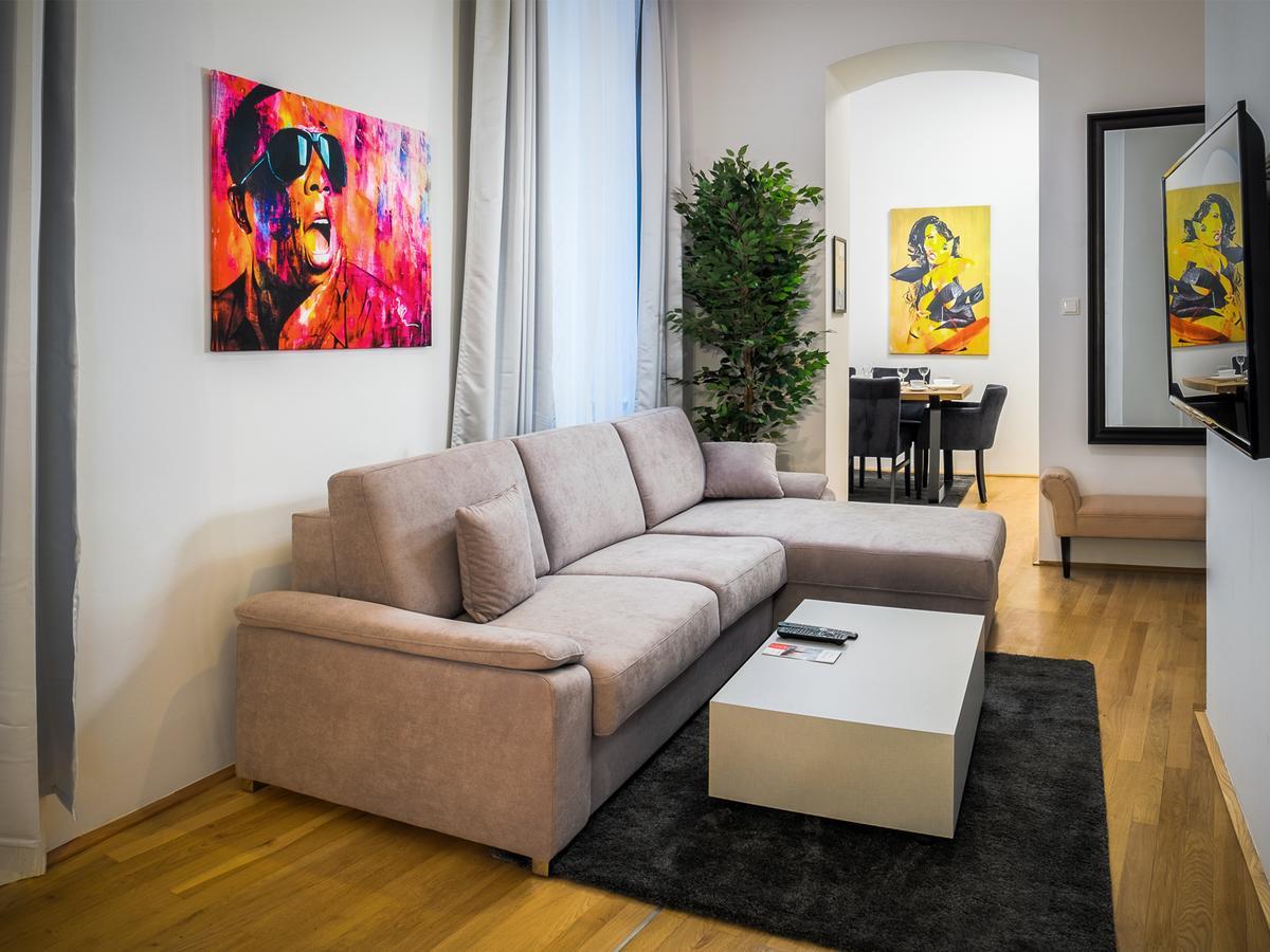 Apartment Sky9 Center Wien